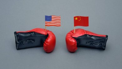 صورة لافروف: الصين تغلبت على الولايات المتحدة والغرب وتصدرت الاقتصاد العالمي