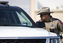 صورة مسلح يقتل شخصين ويصيب 3 شرطيين قبل أن ينتحر في تكساس الأمريكية