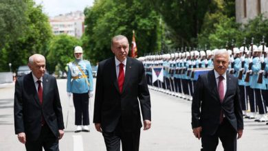 صورة أردوغان يؤدي اليمين الدستورية تحت قبة البرلمان التركي إيذانا ببدء ولايته الرئاسية الجديدة