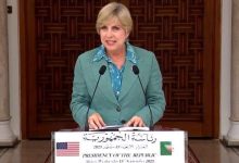 صورة سفيرة الولايات المتحدة بالجزائر تؤكد على”العلاقات القوية” التي تجمع البلدين