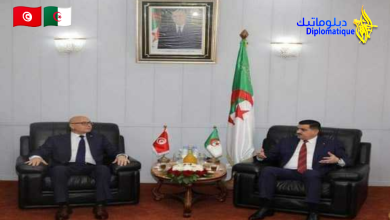 صورة دربال يتباحث مع نظيره التونسي فرص تعزيز التعاون والشراكة